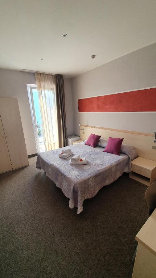 Hotel Garni Rosmari Brenzone sul Garda Exterior foto