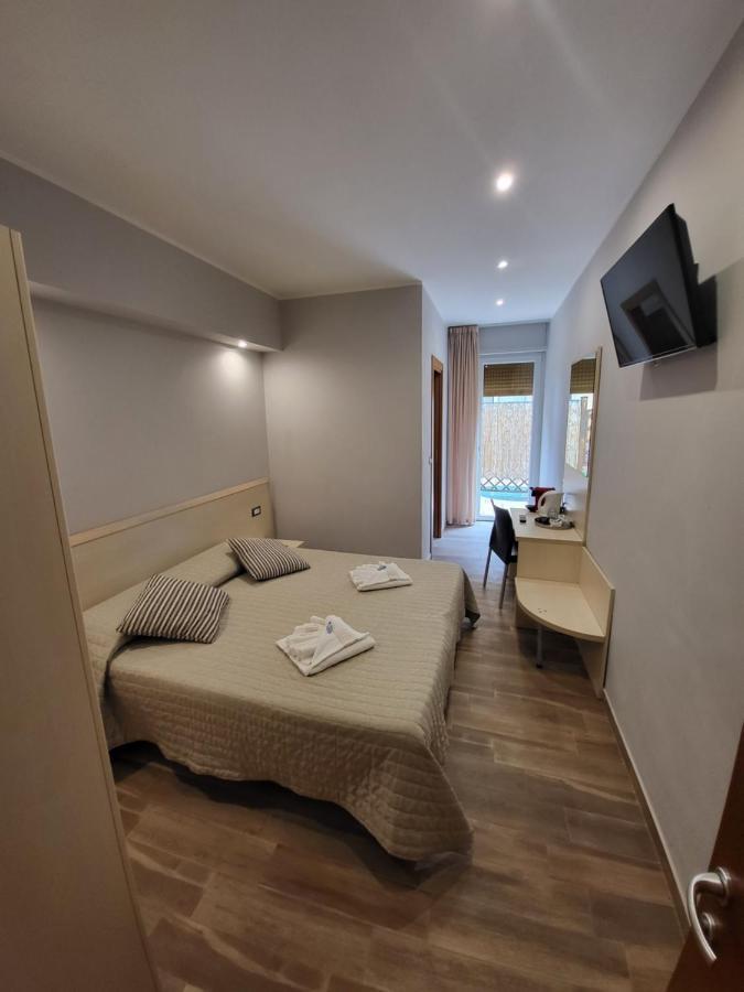 Hotel Garni Rosmari Brenzone sul Garda Exterior foto